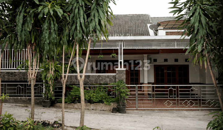 2-Story House Near UGM Campus Suitable for Residence 2
