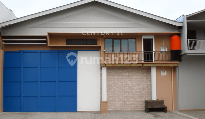 Warehouse for Distribution or Storage of Goods in Banguntapan