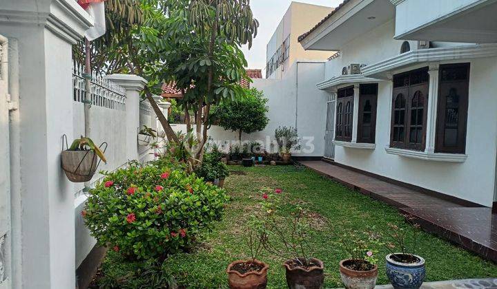 Rumah Di Tengah Perkotaan Strategis Di Tebet Jakarta Selatan  2