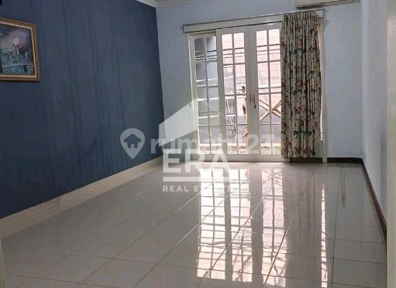 Dijual Cepat Murah Rumah 2 Lantai Bebas Banjir di Legenda Wisata Cibubur