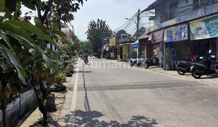 Super Strategic Business Space, 390m² Land, Hook Position in Plumpang