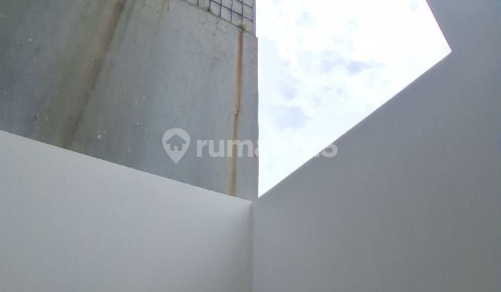 Rumah Scandinavian Modern Kwalitas Premium Dkt ke Tol Jatibening