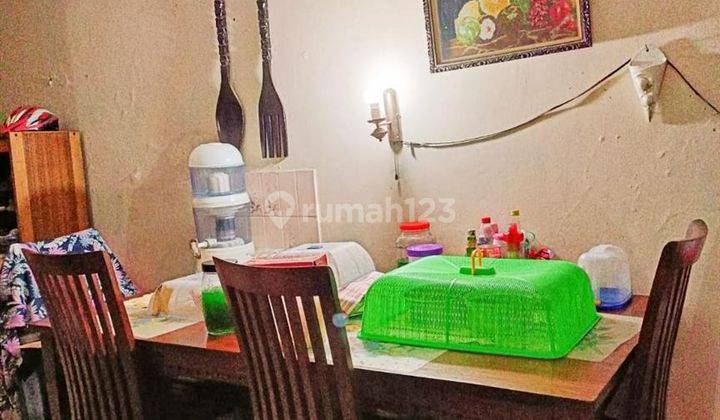 ruang makan rumah bagus unfurnished shm bulak