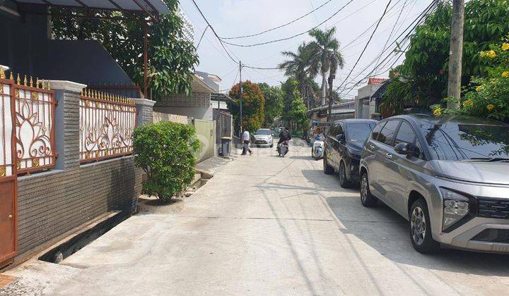 Rumah 2 Lantai SHM di Perumahan Taman Galaxy Bekasi Kota, Bekasi 2