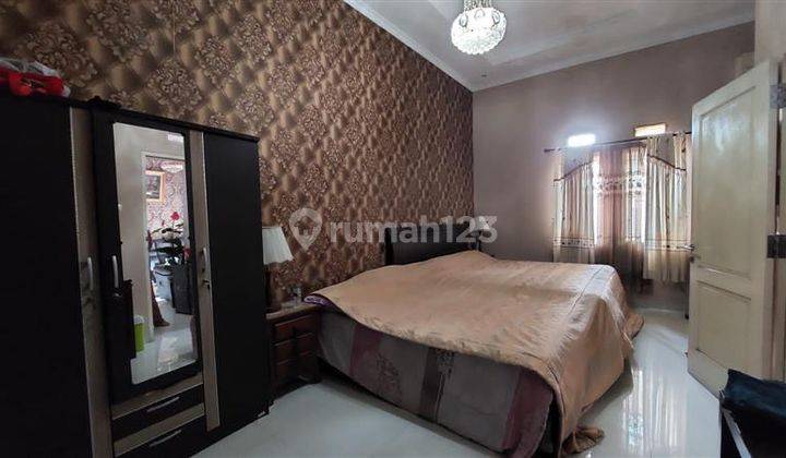 Rumah Bagus Semi Furnished SHM di Jatikramat, Bekasi 2