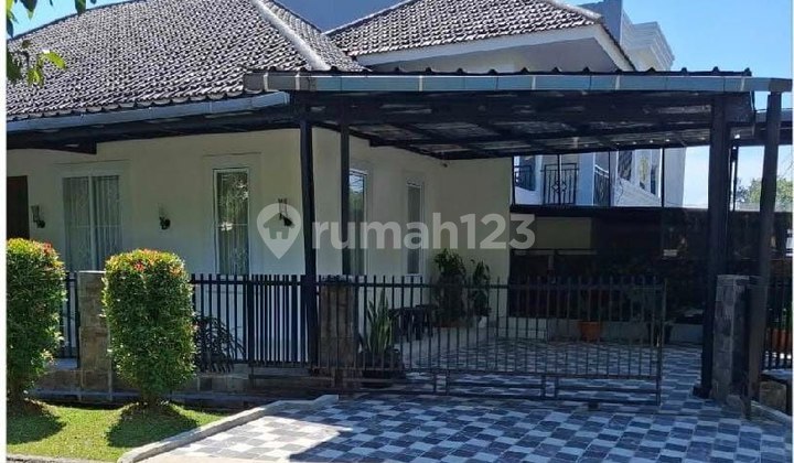 Rumah Keren Terawat Hook Bagus Furnished SHM Sentul City, Bogor Rumah Keren Terawat Hook Bagus Furnished SHM Sentul City, Bogor