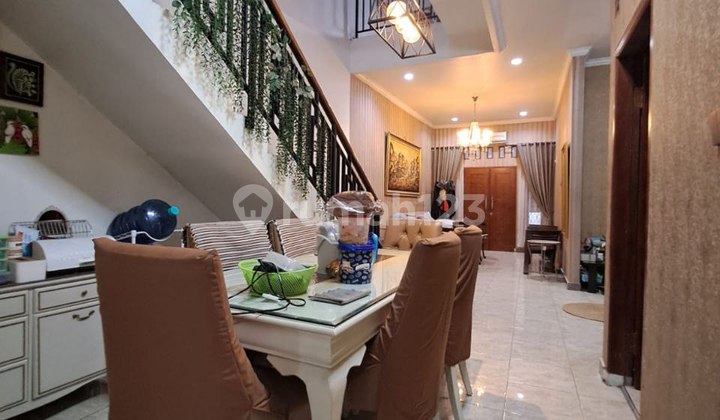 Dijual Rumah 2 Lt di Cluster,Semi Furnished, di Jatimulya Bekasi 2