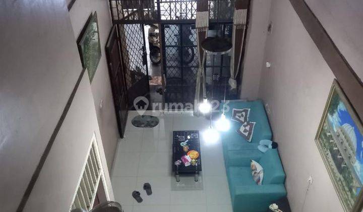 Rumah 2 Lantai Sudah Renovasi SHM di Marga Mulia Bekasi Kota 2