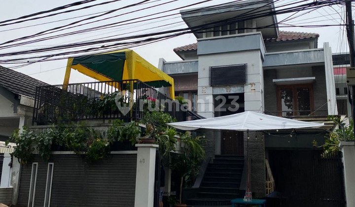  RUMAH Strategis Pinggir Jalan  utk Cafe Otista Jakarta Timur 