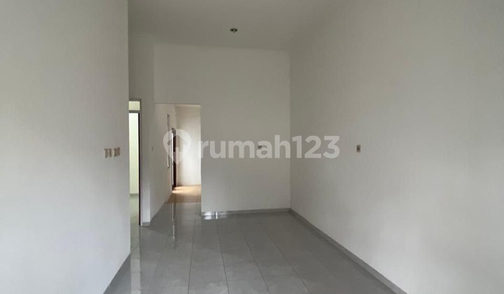 Affordable, Beautiful, Ready-to-Live Home in a Serene Cluster in Jatiasih, Bekasi 2