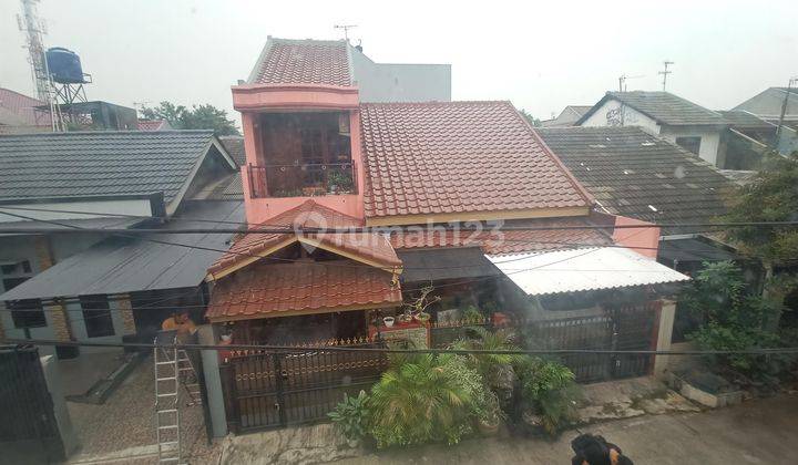 Rumah 2 Lantai Bagus SHM di Jakasetia Kota Bekasi, Bekasi 1