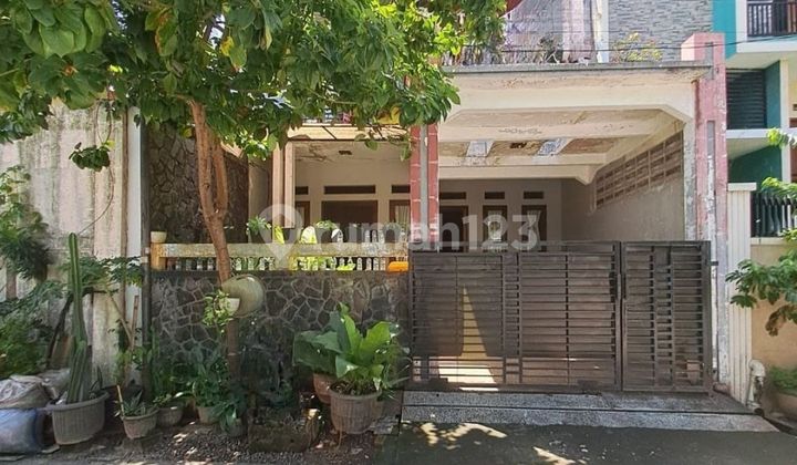 Rumah 2 LT, Siap Huni, di Billy Moon, Pd Kelapa, Jakarta Timur