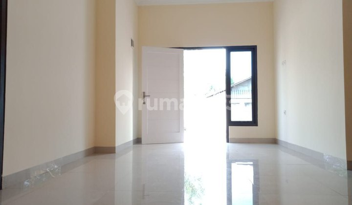 Ready-to-Occupy House in a Cluster Near Sakura Regency 1 - Jati Asih 2
