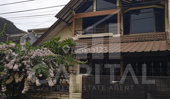 RUMAH CANTIK SIAP HUNI DI KOMPLEK UJUNGBERUNG INDAH, BANDUNG 2