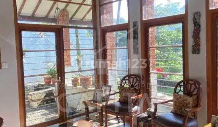 Rumah Nuansa Villa di Komplek Ppr Itb dengan View Tahura