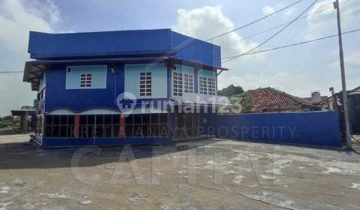 Tanah dan Bangunan Ex Kampus Lokasi Strategis di Subang