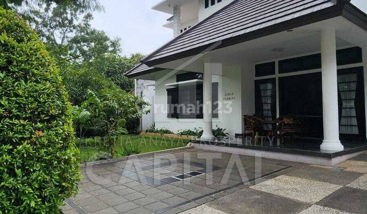 Rumah Dengan Lokasi Sangat Strategis di Kota Bandung 1