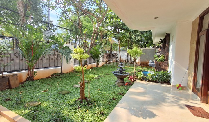 Rumah Siap Huni Nyaman 2 Lantai Full Furnish di Duren Sawit S8956 2