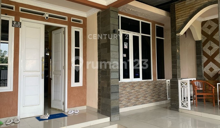 Hunian Bagus Sekali 2 Lantai Icon Residence