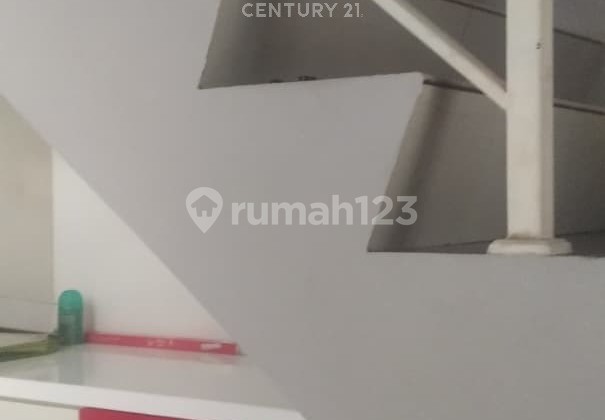 2-Story Residence in Pondok Cilegon Indah with Toll Road Access