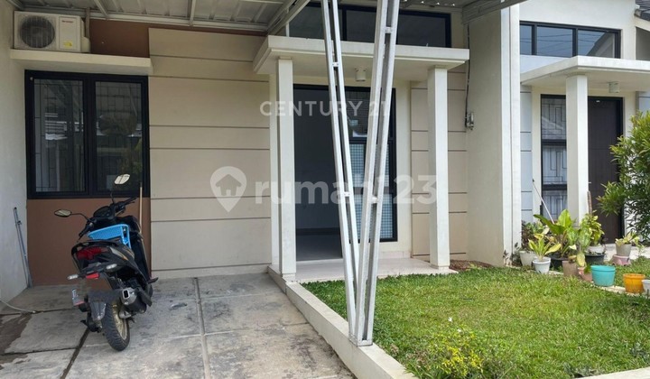 Translation: Minimalist Living at Puri Cempaka Serang with Toll Access Translation: Minimalist Living at Puri Cempaka Serang with Toll Access