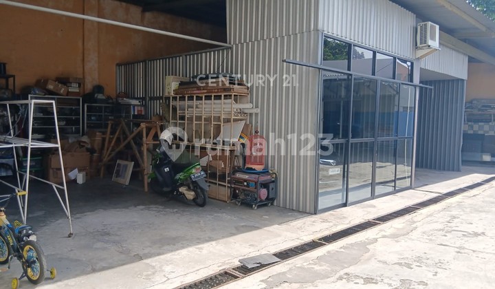 Land and 1-Story Building on Serang Pandeglang Main Road 2