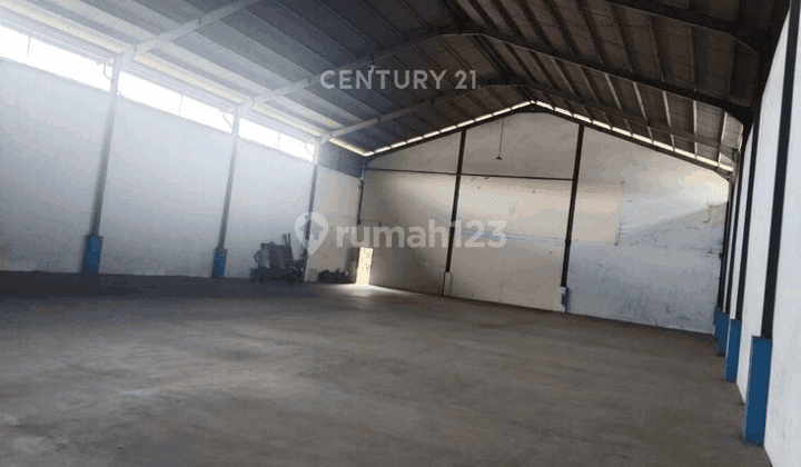 Gudang Multifungsi Jl Raya Serang Jakarta 2
