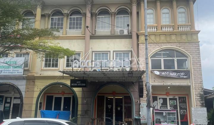Attached Row Shop Ready to Occupy in Grand Galaxy City, Bekasi Attached Row Shop Ready to Occupy in Grand Galaxy City, Bekasi