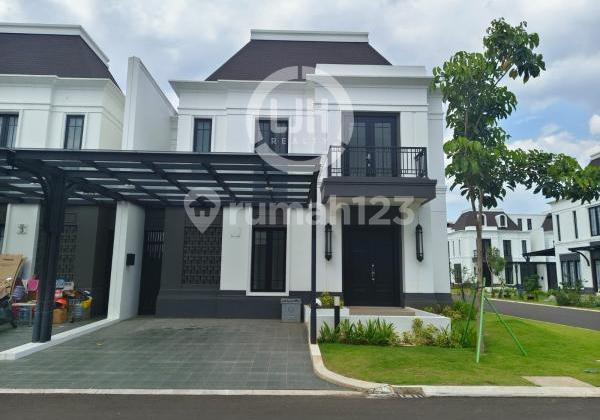 Rumah Hook di Sumareccon Crown Gading Harapan Indah Bekasi Rumah Hook di Sumareccon Crown Gading Harapan Indah Bekasi