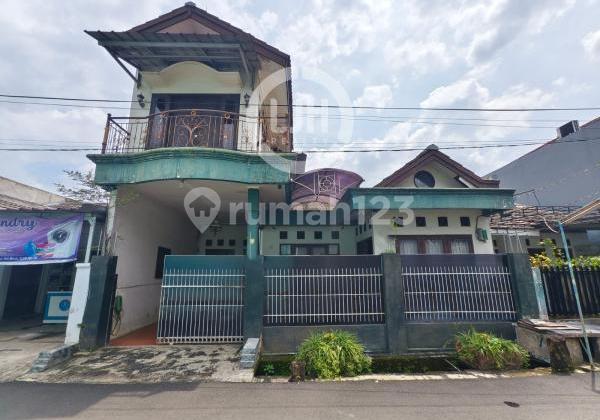 Dijual Rumah Luas Dekat Stasiun Bekasi Timur di Aren Jaya Bekasi Dijual Rumah Luas Dekat Stasiun Bekasi Timur di Aren Jaya Bekasi