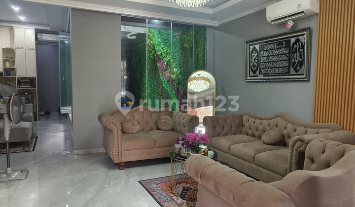 Rumah Mewah Semi Furnish Di Cluster Harapan Indah Bekasi 2