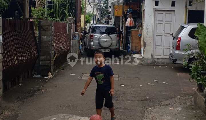 Boarding House Near Borobudur Campus in Rawamangun, Jakarta