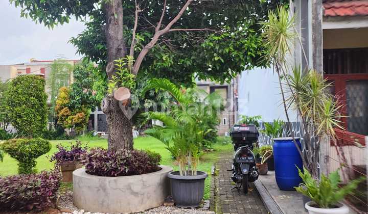 For Sale: Hook House at an Affordable Price in Grand Galaxy City, South Bekasi 2