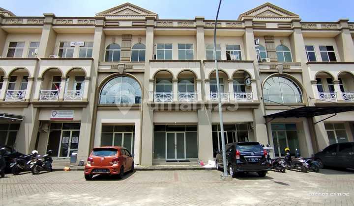 For Sale, Spacious Strategic Shop House Just a Step Away from Mall in Galaxy Bekasi