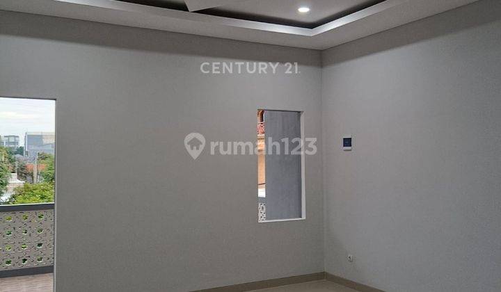 Dijual Rumah 2 Lantai Di Harapan Indah Bekasi  2