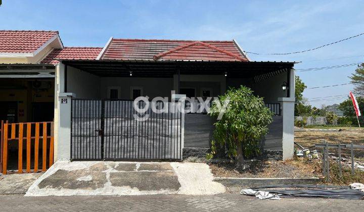 Rumah Menganti Gresik Butuh Uang 1