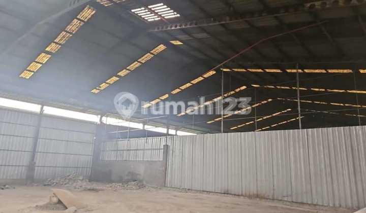 For Rent 500 M² Spacious Warehouse, Daan Mogot, Cengkareng Subdistrict, West Jakarta