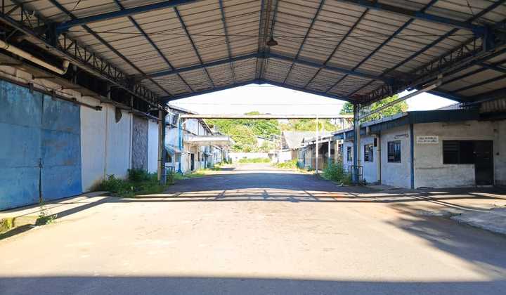 For Rent Warehouse Area 6,768 M², Karawaci District, Tangerang City For Rent Warehouse Area 6,768 M², Karawaci District, Tangerang City