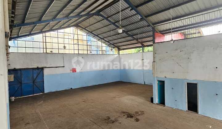 Warehouse for Rent, Land Area 1,385 M², Building Area 450 M², Jatake, Jati Uwung District, Tangerang City Warehouse for Rent, Land Area 1,385 M², Building Area 450 M², Jatake, Jati Uwung District, Tangerang City