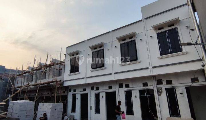 2 Unit Lagi Rumah 2 Lantai di Kramat Jati Jakarta Timur 1