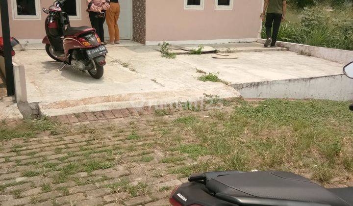 Dikontrakan Rumah Bagus Unfurnished Cuma 10 Menit Ke Stasiun  2