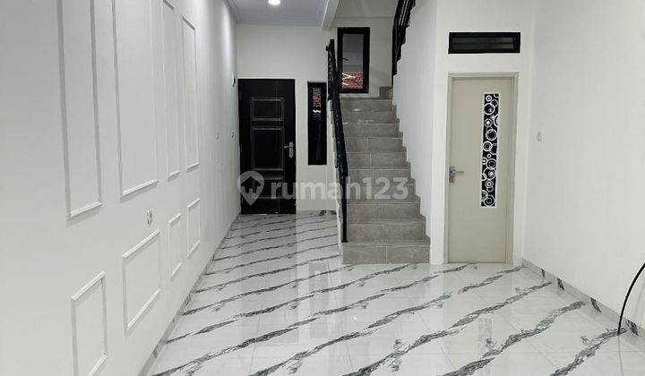 Dijual Rumah 3 Lantai Brand New Unfurnished SHM di Tanjung Duren Grogol Petamburan Jakarta Barat 3 Lantai 4 Kamar Bagus Mewah Siap Huni Dekat Universitas Untar Trisakti 1