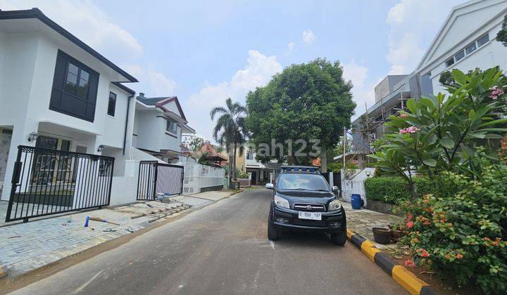 Dijual Rumah Baru Sudah Renovasi Puspita Loka Bsd City Serpong Tangerang SHM Bagus Siap Huni Dekat Pasar Modern Santa Ursula 2