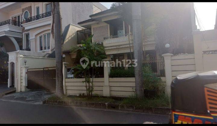 Rumah Rajawali. 1