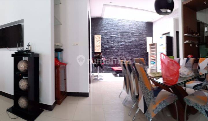 RUMAH CANTIK 4BR DI PULOMAS 2