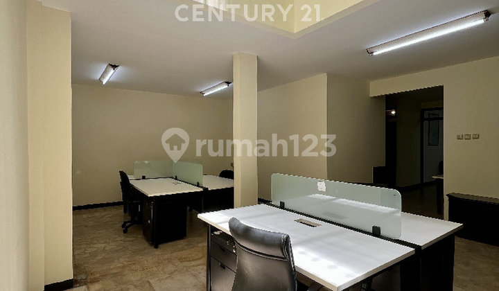 2-Story House Suitable for Office Furnished in Cempaka Putih R2256