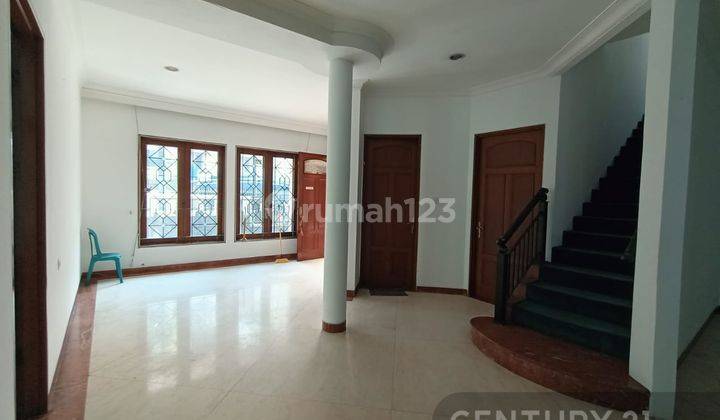 Rumah 2 Lantai Posisi Hoek Di Pulomas R1941 1