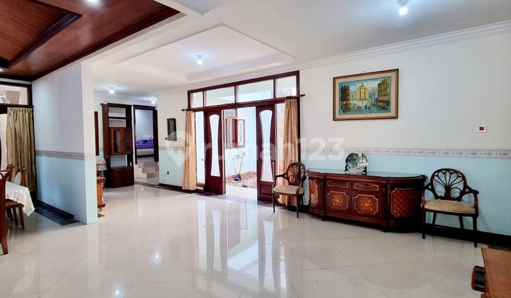 Fully Furnished House in Cempaka Putih R1698 1