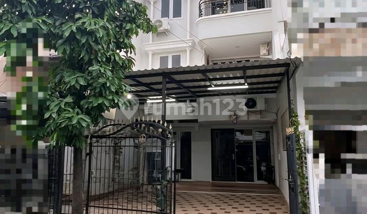 Rumah 3 Lantai 6X17 Dibawah NJOP Hadap Tenggara di Kelapa Gading