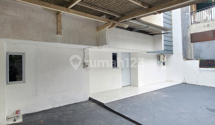 Rumah 10x16 Siap Huni Hadap Timur Laut Di Pulomas R2194 1